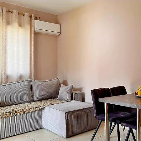 Beautiful 1 Bedroom 600 Meters From The Sea Venus アパート パ フォス