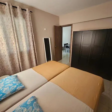 Beautiful 1 Bedroom 600 Meters From The Sea Venus * パ フォス