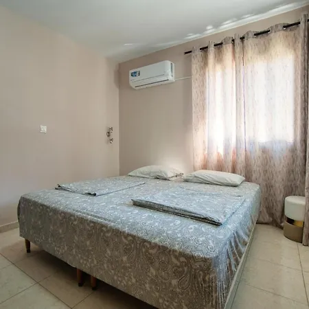 アパート Beautiful 1 Bedroom 600 Meters From The Sea Venus パ フォス