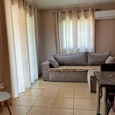 Apartment Beautiful 1 Bedroom 600 Meters From The Sea Venus